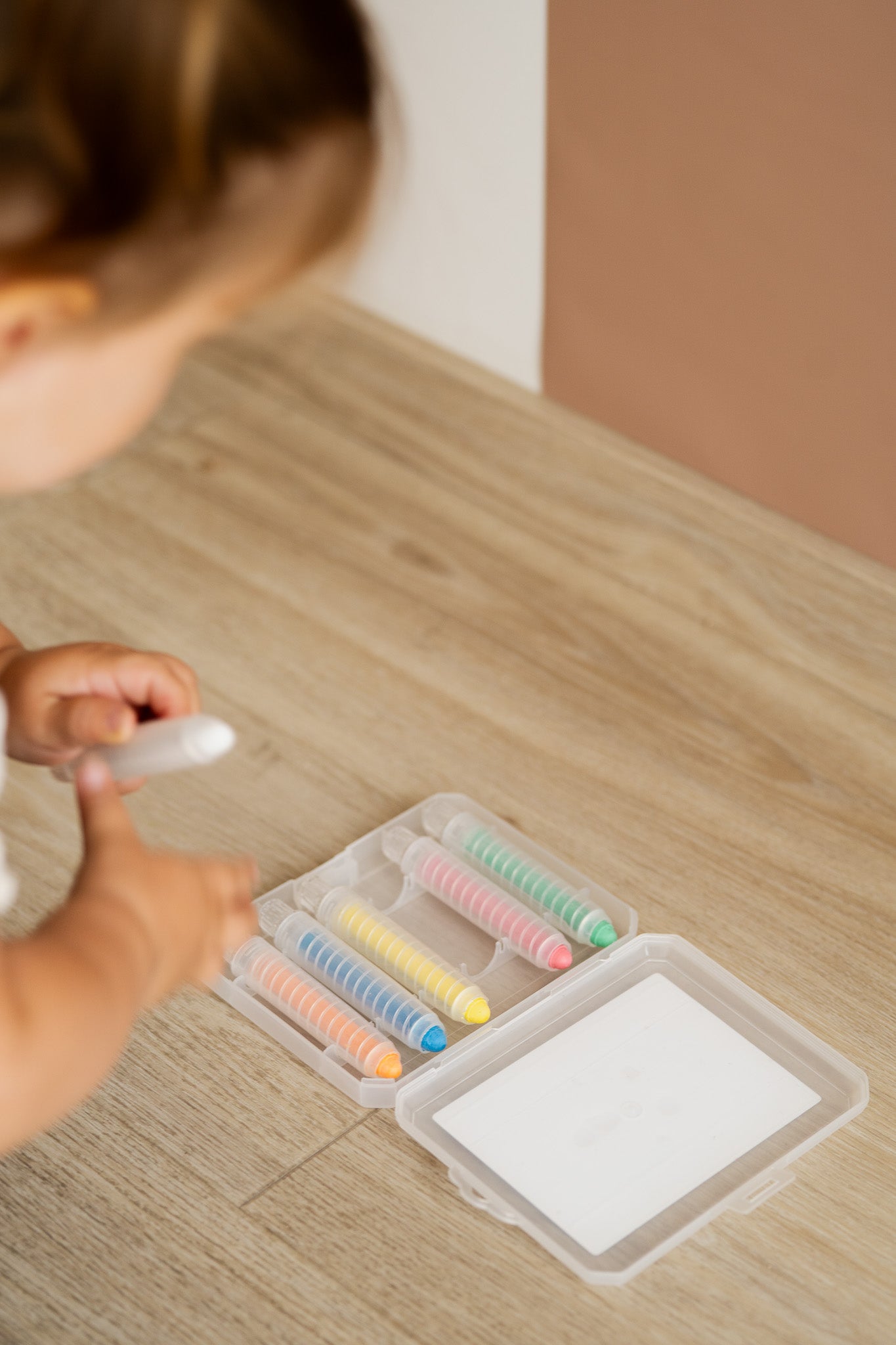 Colorful Crayons "Lipstick style" (set of 6)