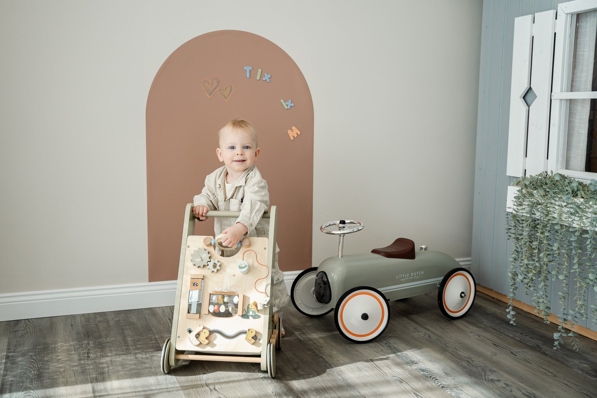 Magnetic wall decal Brown Sugar