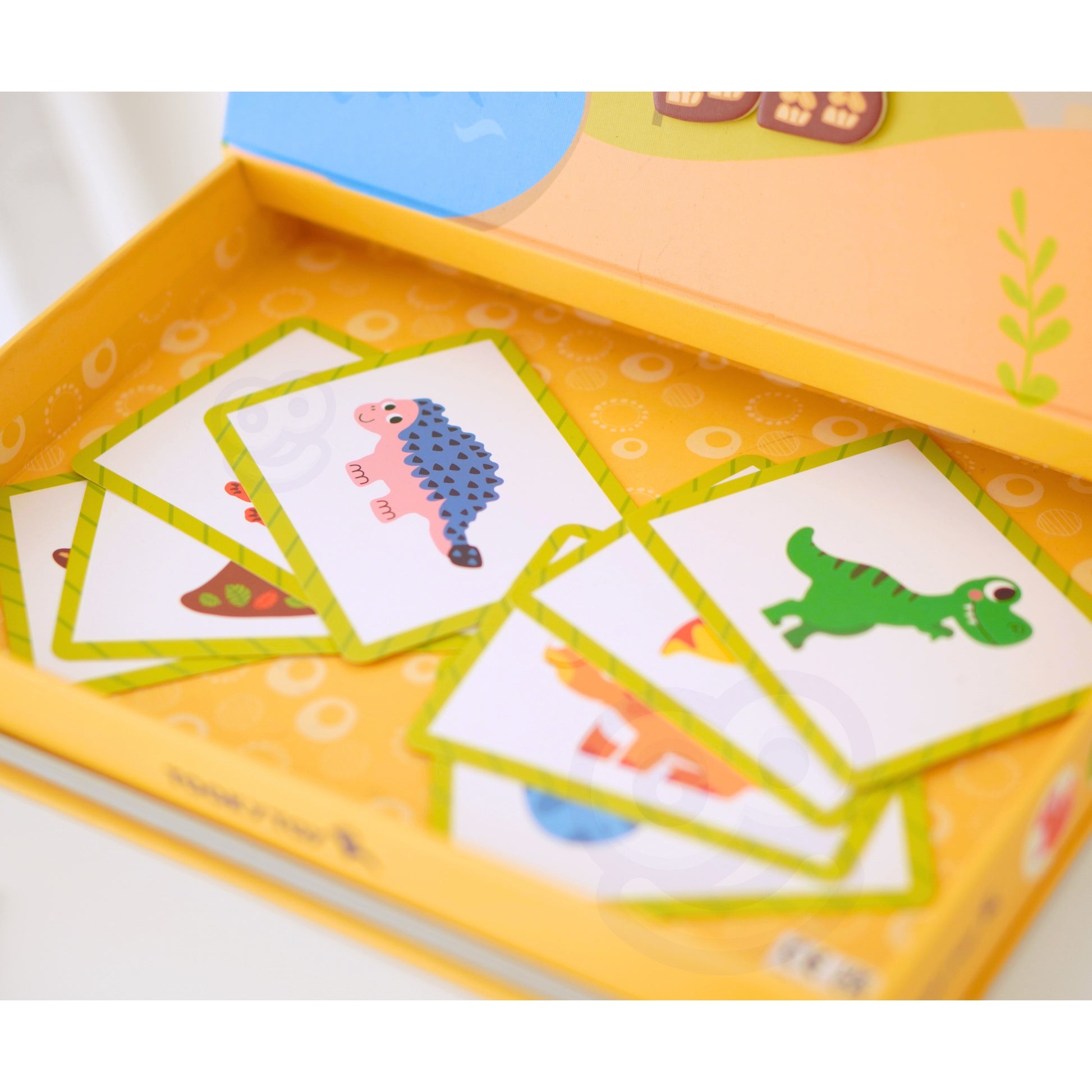 A close-up photo of Tix&Mix magnetic dinosaur toy set.