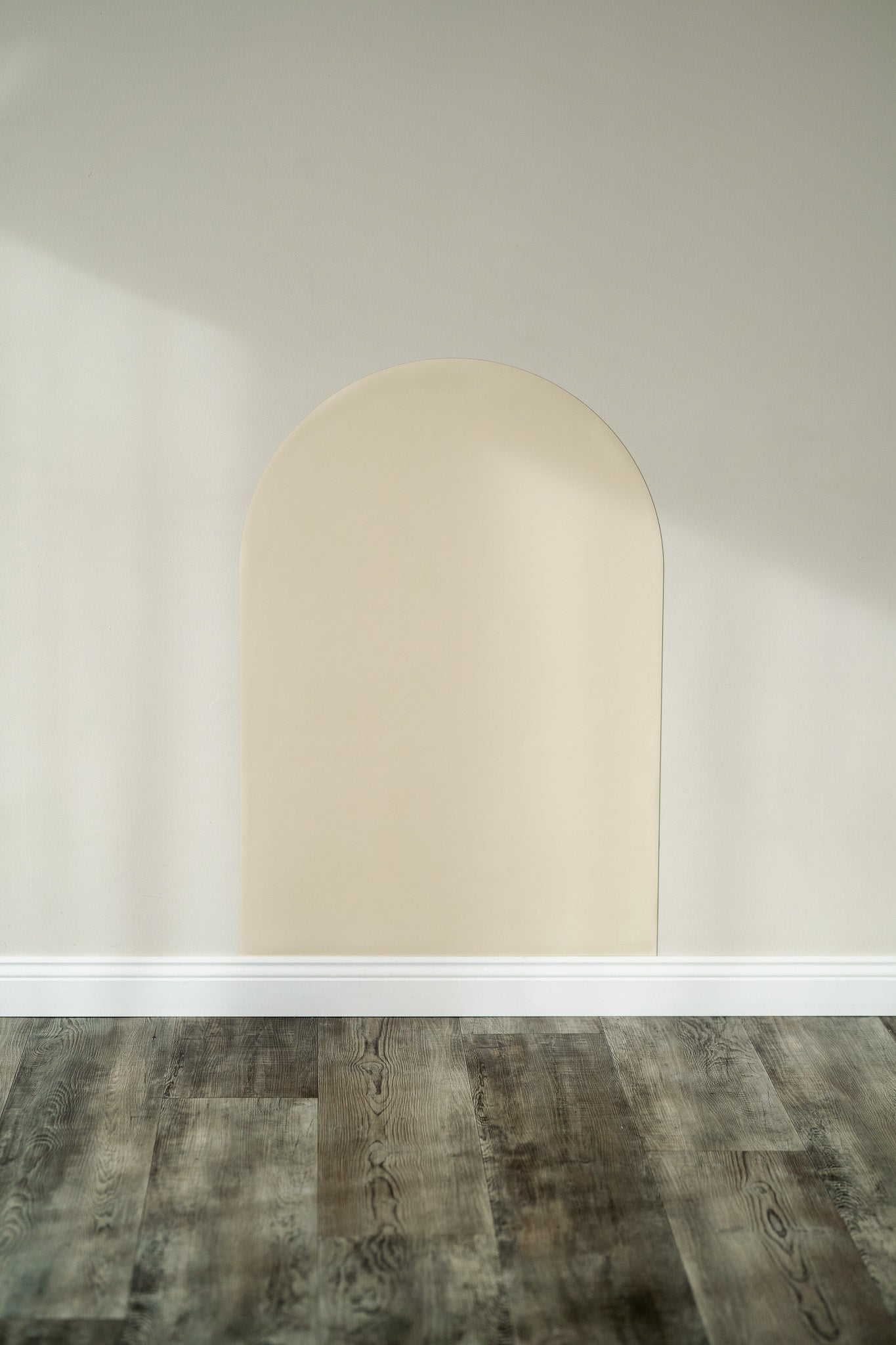 A product photo of Tix&Mix magnetic wall decal in white pudding variation attached on the wall.
